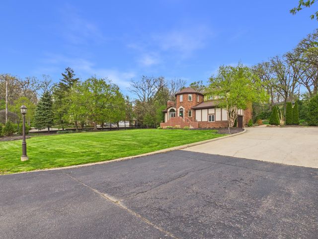 12735 S 84th Avenue, Palos Park, IL 60464