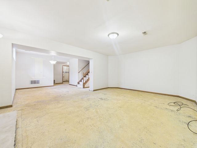 12735 S 84th Avenue, Palos Park, IL 60464