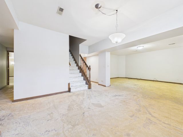 12735 S 84th Avenue, Palos Park, IL 60464