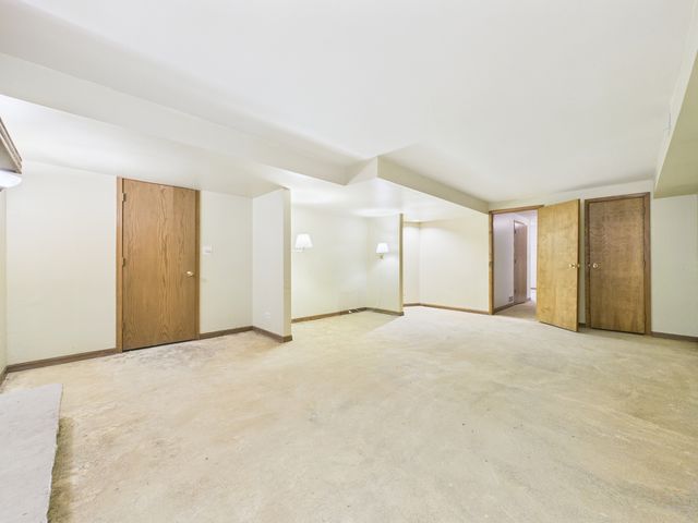 12735 S 84th Avenue, Palos Park, IL 60464