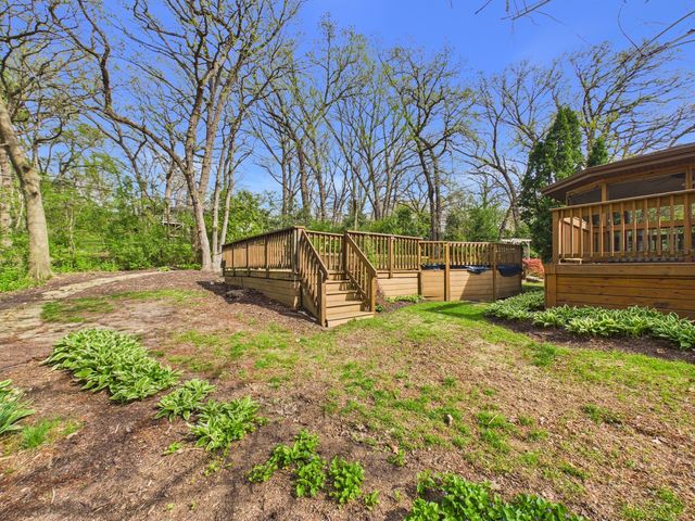 12735 S 84th Avenue, Palos Park, IL 60464