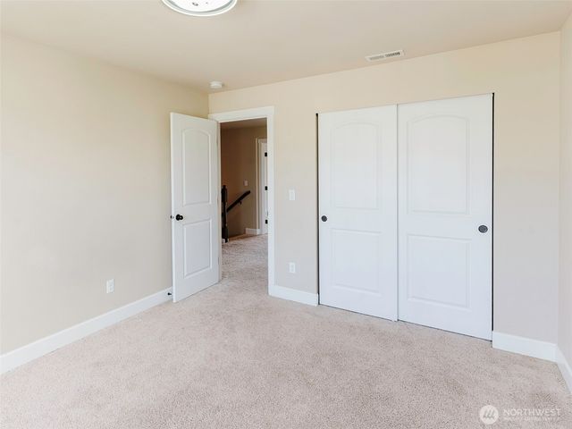 1424 40th Street SE, Puyallup, WA 98372