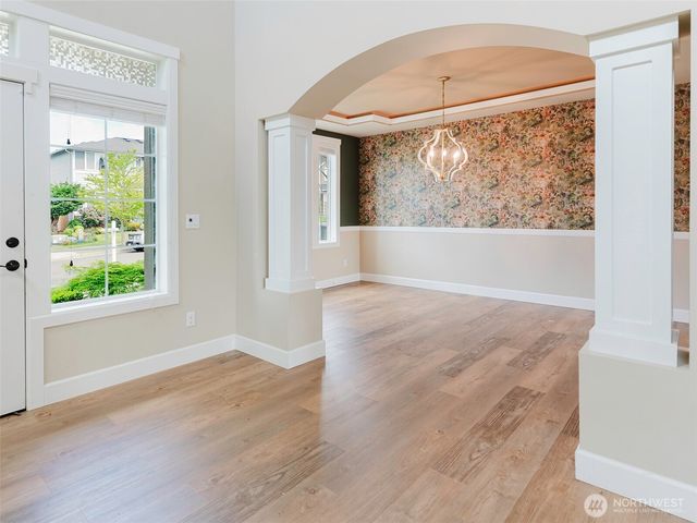 1424 40th Street SE, Puyallup, WA 98372