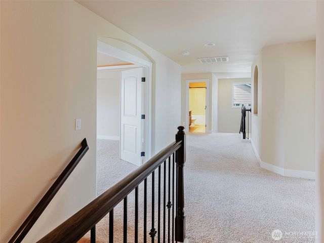 1424 40th Street SE, Puyallup, WA 98372