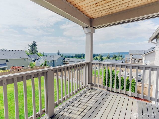 1424 40th Street SE, Puyallup, WA 98372