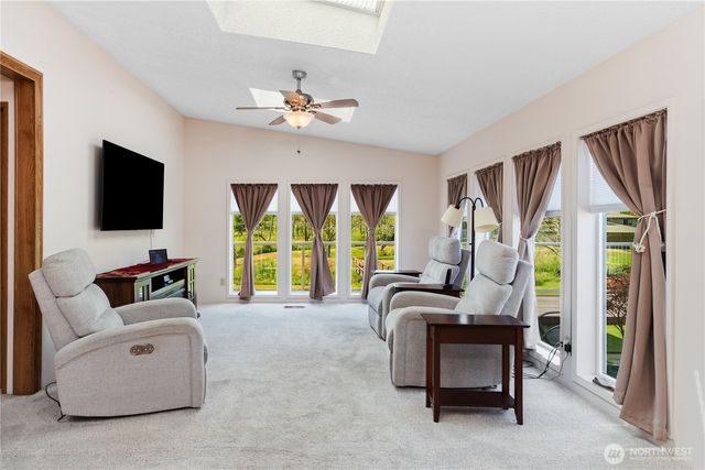 532 NW Silver Glen Lane, Bremerton, WA 98311