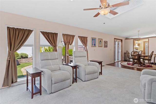 532 NW Silver Glen Lane, Bremerton, WA 98311