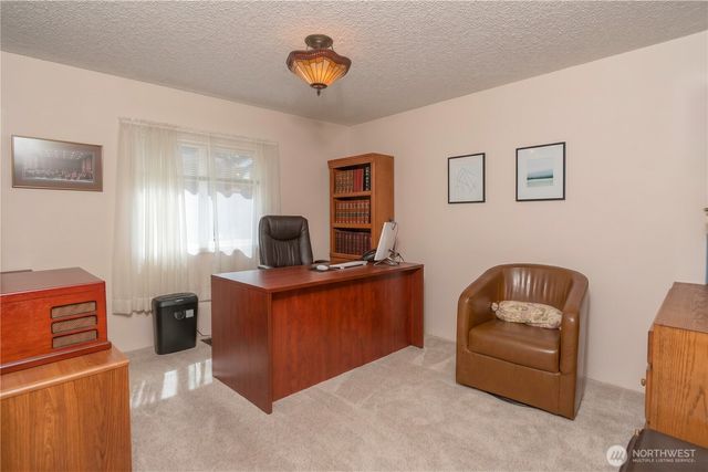 532 NW Silver Glen Lane, Bremerton, WA 98311