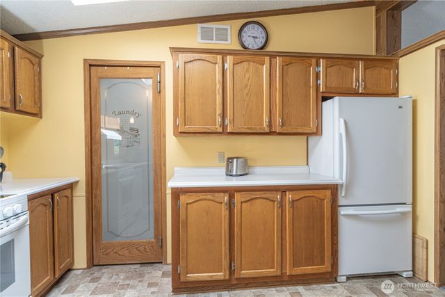 532 NW Silver Glen Lane, Bremerton, WA 98311