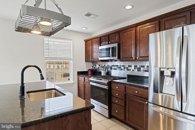 1032 LAMBERTON ST, Trenton, NJ 08611