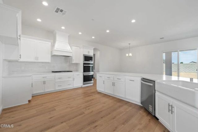 7516 Ruthburg Way, Bakersfield, CA 93314
