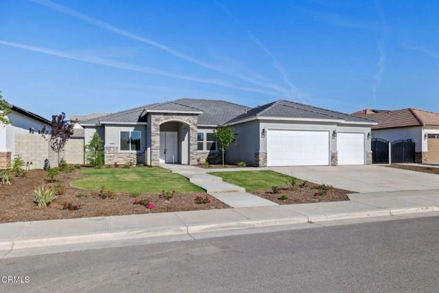 7516 Ruthburg Way, Bakersfield, CA 93314