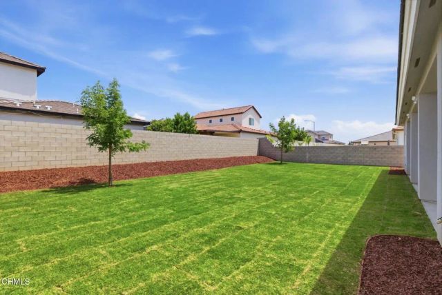 7516 Ruthburg Way, Bakersfield, CA 93314