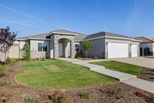 7516 Ruthburg Way, Bakersfield, CA 93314