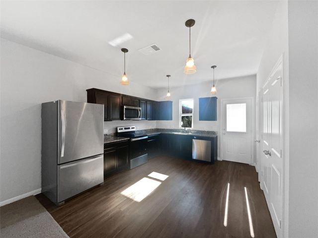 329 Wonderful Life WAY, Jarrell, TX 76537