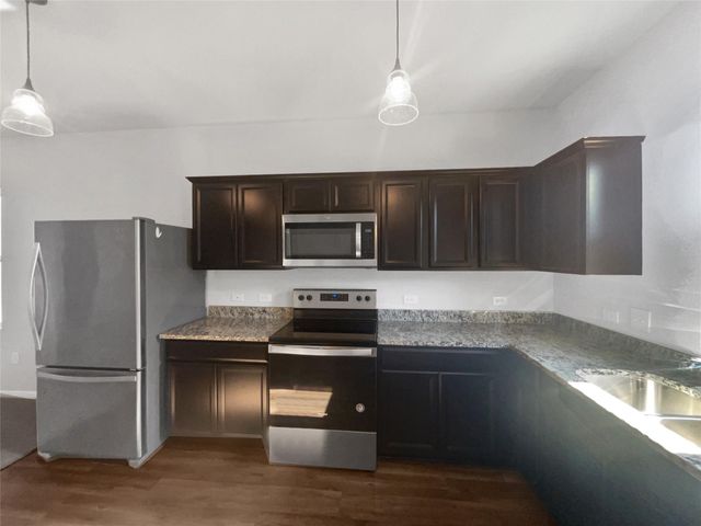 329 Wonderful Life WAY, Jarrell, TX 76537