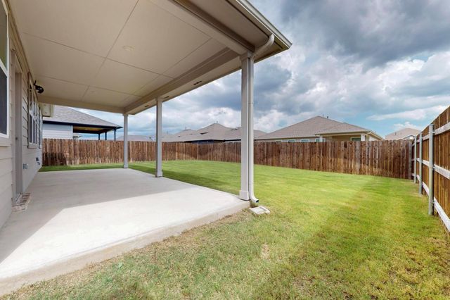 104 ADELINE RD, Hutto, TX 78634