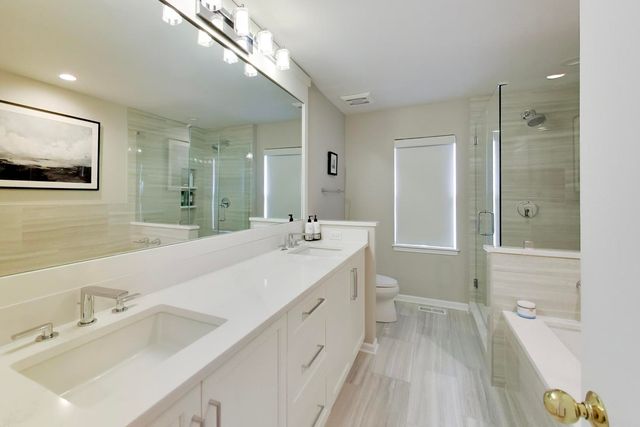 4856 S Cornell Avenue, Chicago, IL 60615