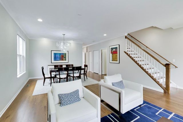 4856 S Cornell Avenue, Chicago, IL 60615