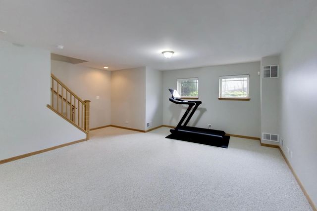 4856 S Cornell Avenue, Chicago, IL 60615