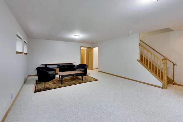 4856 S Cornell Avenue, Chicago, IL 60615