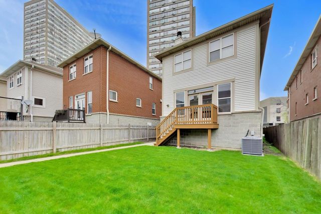 4856 S Cornell Avenue, Chicago, IL 60615