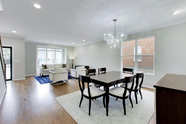 4856 S Cornell Avenue, Chicago, IL 60615
