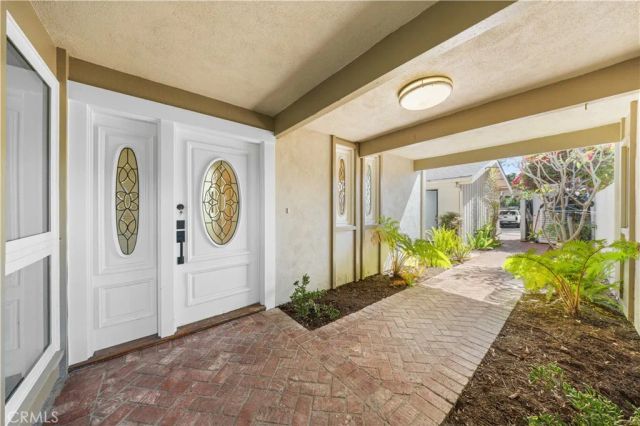 4181 Sandburg Way, Irvine, CA 92612
