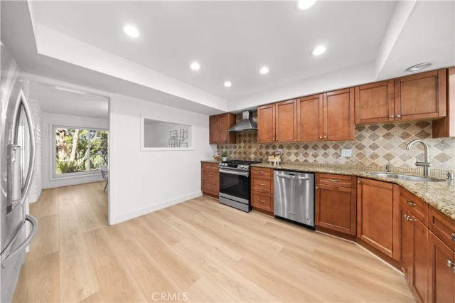 4181 Sandburg Way, Irvine, CA 92612