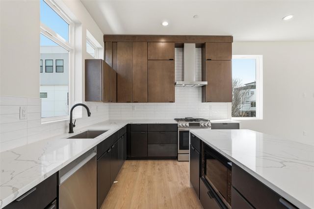 2202 N Carroll Avenue 102, Dallas, TX 75204