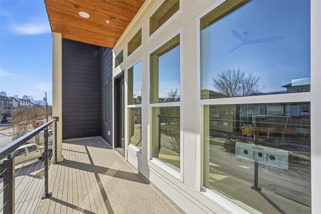 2202 N Carroll Avenue 102, Dallas, TX 75204