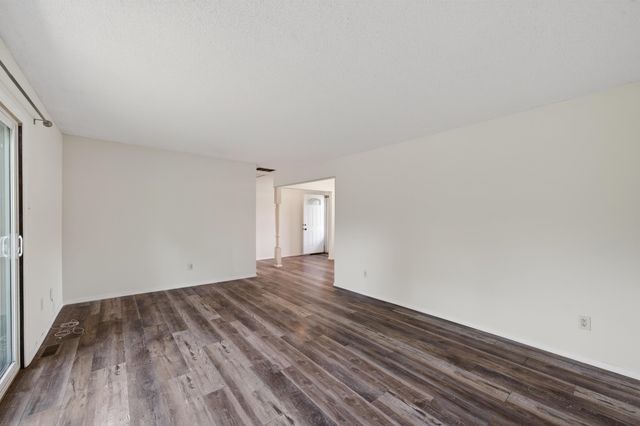 1600 E 87th St S, Haysville, KS 67060
