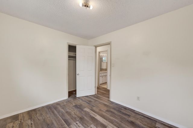 1600 E 87th St S, Haysville, KS 67060