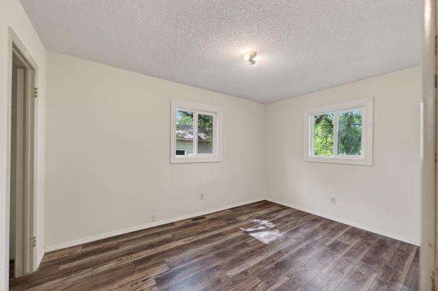 1600 E 87th St S, Haysville, KS 67060