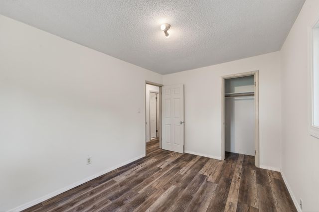 1600 E 87th St S, Haysville, KS 67060