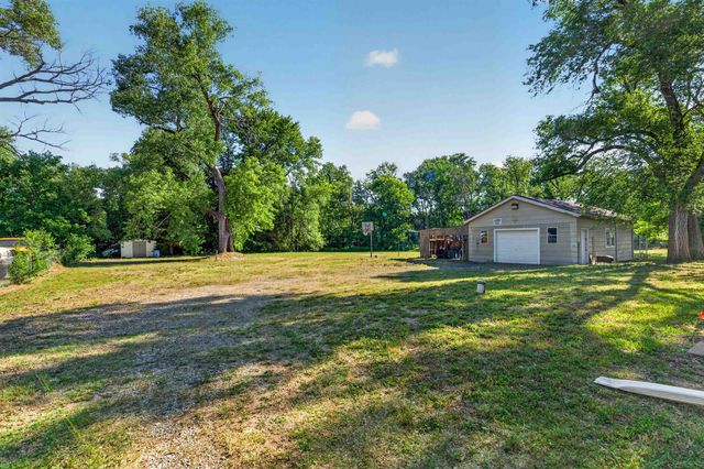 1600 E 87th St S, Haysville, KS 67060