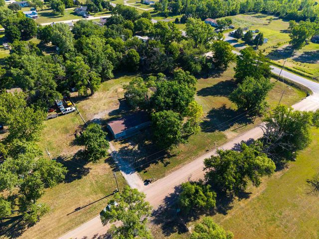 1600 E 87th St S, Haysville, KS 67060