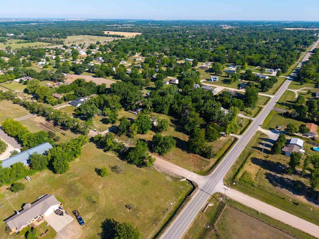 1600 E 87th St S, Haysville, KS 67060