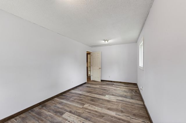 1600 E 87th St S, Haysville, KS 67060