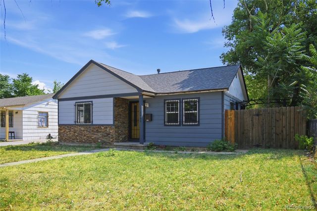 1608 Oakland Street, Aurora, CO 80010