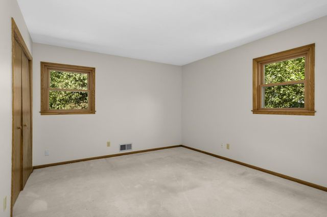 2608 W 102nd Street, Bloomington, MN 55431
