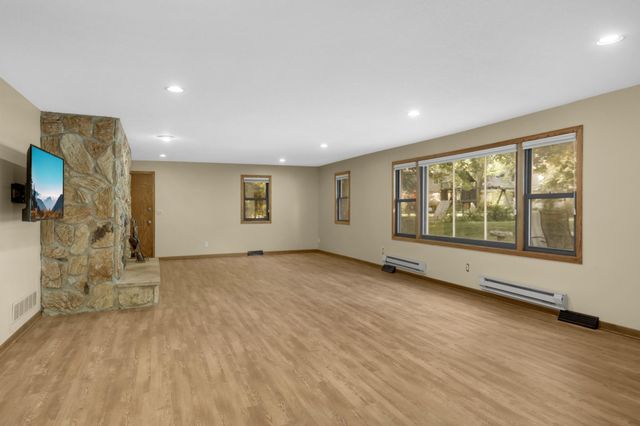 2608 W 102nd Street, Bloomington, MN 55431