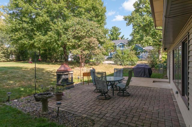 2608 W 102nd Street, Bloomington, MN 55431