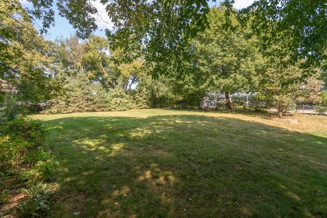 2608 W 102nd Street, Bloomington, MN 55431