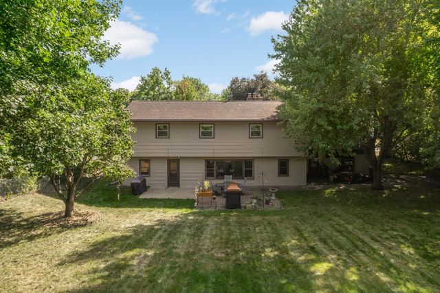 2608 W 102nd Street, Bloomington, MN 55431