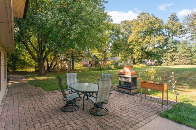 2608 W 102nd Street, Bloomington, MN 55431