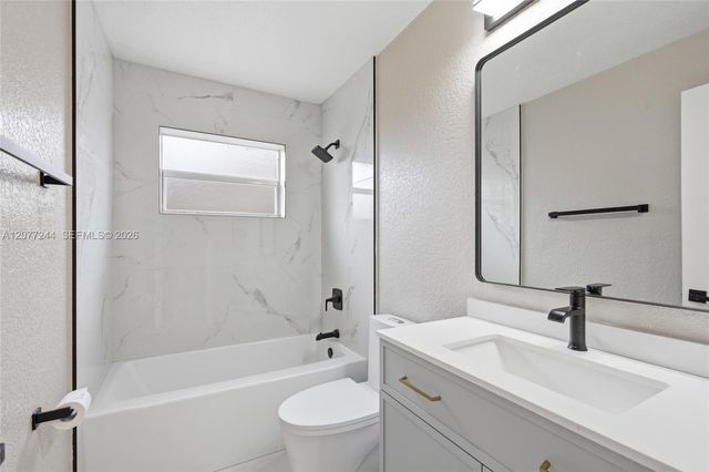 3309 NW 94th Avenue, Sunrise, FL 33351
