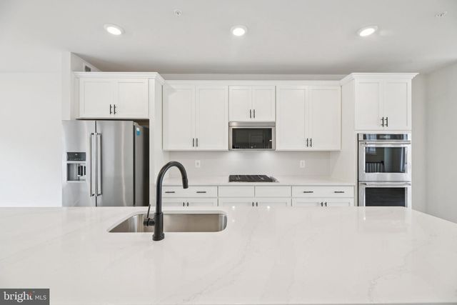 2912 LEWIS AND CLARK AVE, Upper Marlboro, MD 20774