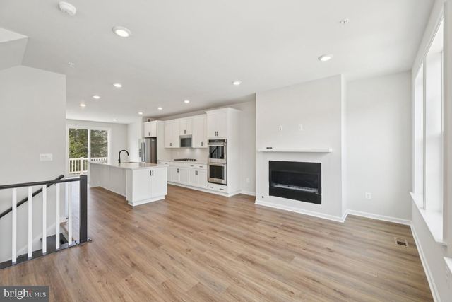 2912 LEWIS AND CLARK AVE, Upper Marlboro, MD 20774