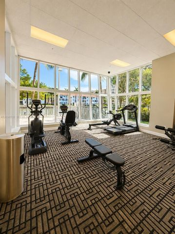 3000 NE 188th St 604, Aventura, FL 33180